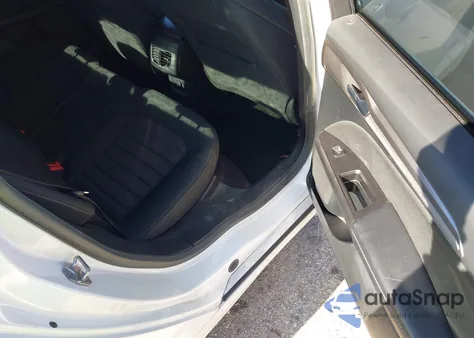 2017 Ford Fusion Hybrid Se z USA, uszkodzony, nr VIN 3FA6P0LU8HR216393